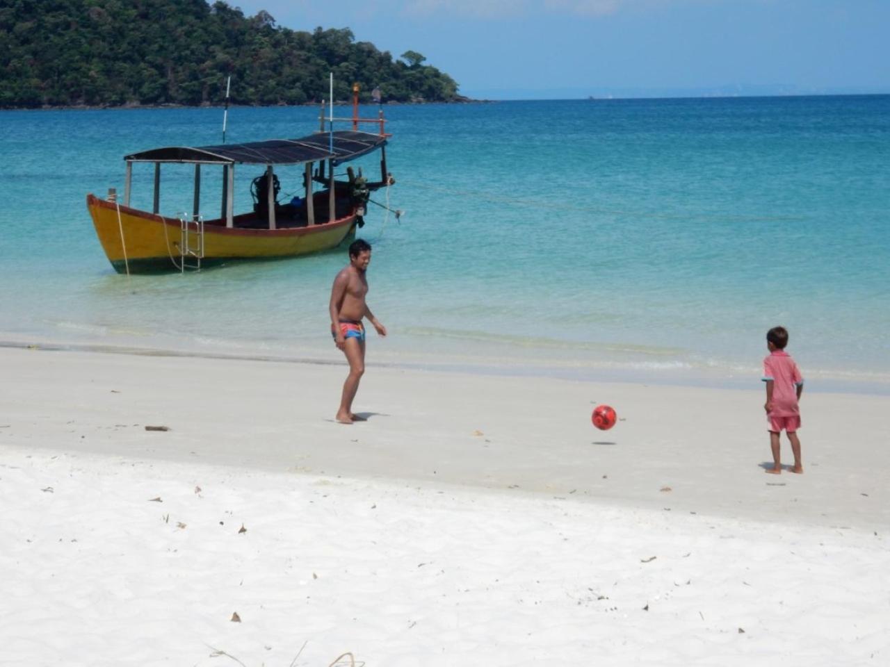 Sandbank Restaurant & Camping Koh Rong Kaoh Touch Eksteriør billede