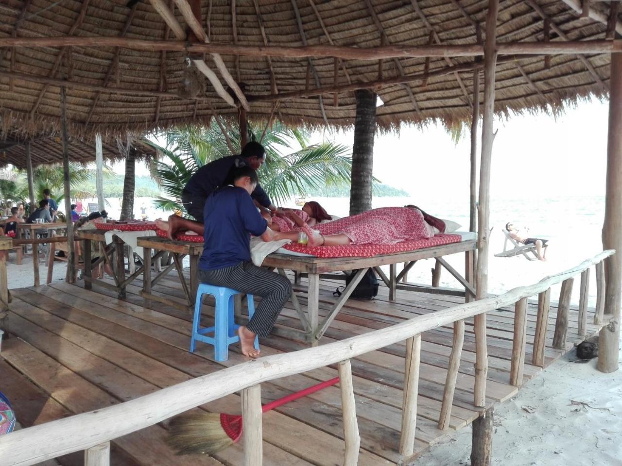 Sandbank Restaurant & Camping Koh Rong Kaoh Touch Eksteriør billede