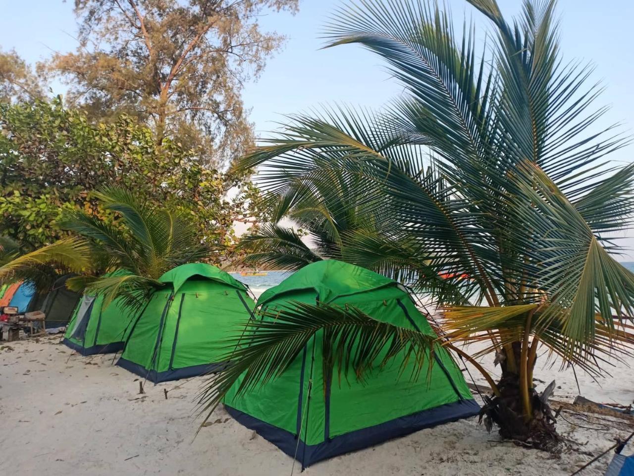 Sandbank Restaurant & Camping Koh Rong Kaoh Touch Eksteriør billede