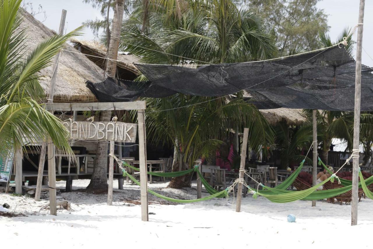 Sandbank Restaurant & Camping Koh Rong Kaoh Touch Eksteriør billede