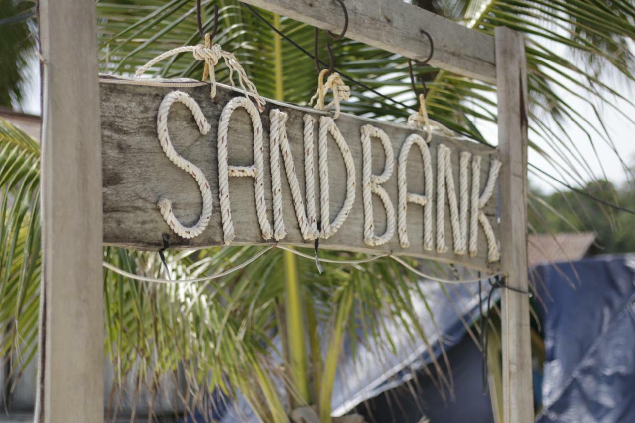 Sandbank Restaurant & Camping Koh Rong Kaoh Touch Eksteriør billede